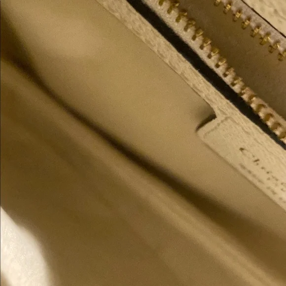 Dior White Saddle Shoulder Bag with Gold Hardware - Picture 7 of 9